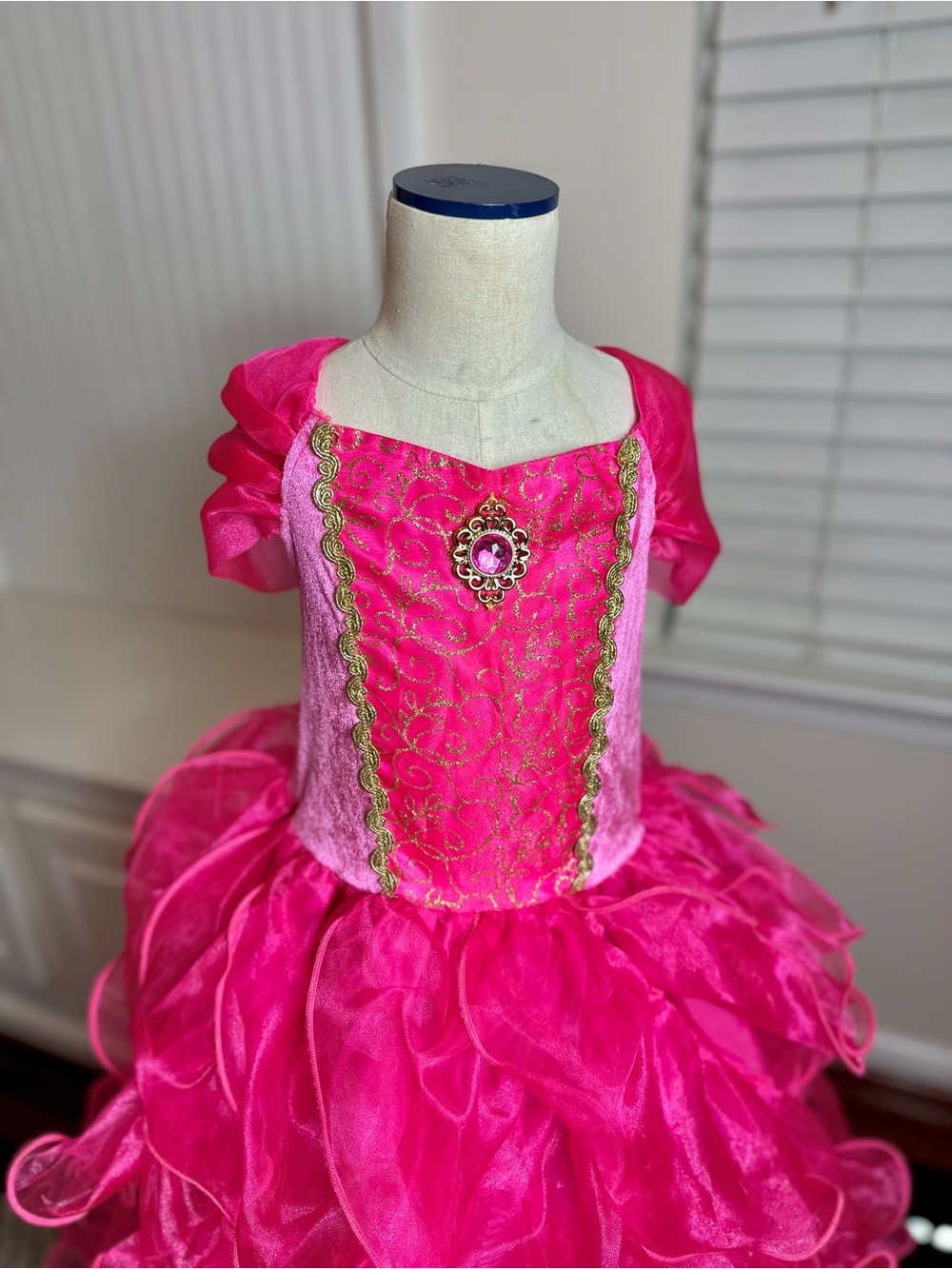 Girls Pink Princess Ball Gown Costume - Picture 3 of 13
